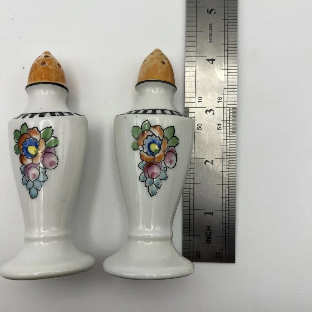 Lusterware Salt & Pepper Shakers Made in Japan Floral w/Decorative Band Vintage